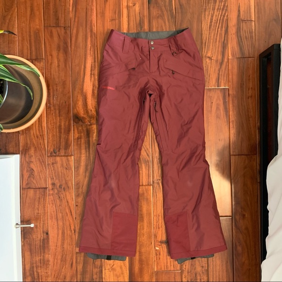 Patagonia Women’s snow pants- small - Picture 2 of 9